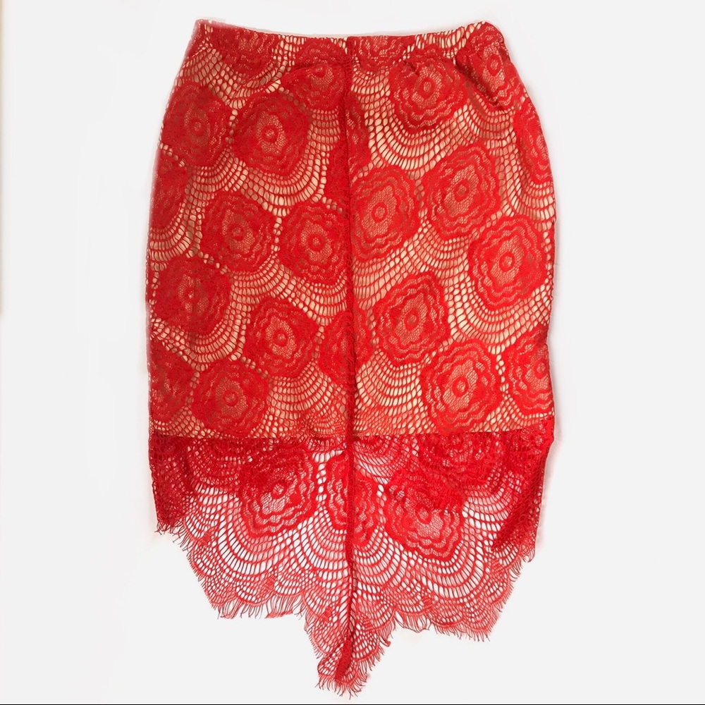 🌻CHARLOTTE RUSSE hi-low red lace skirt - XS🌻
